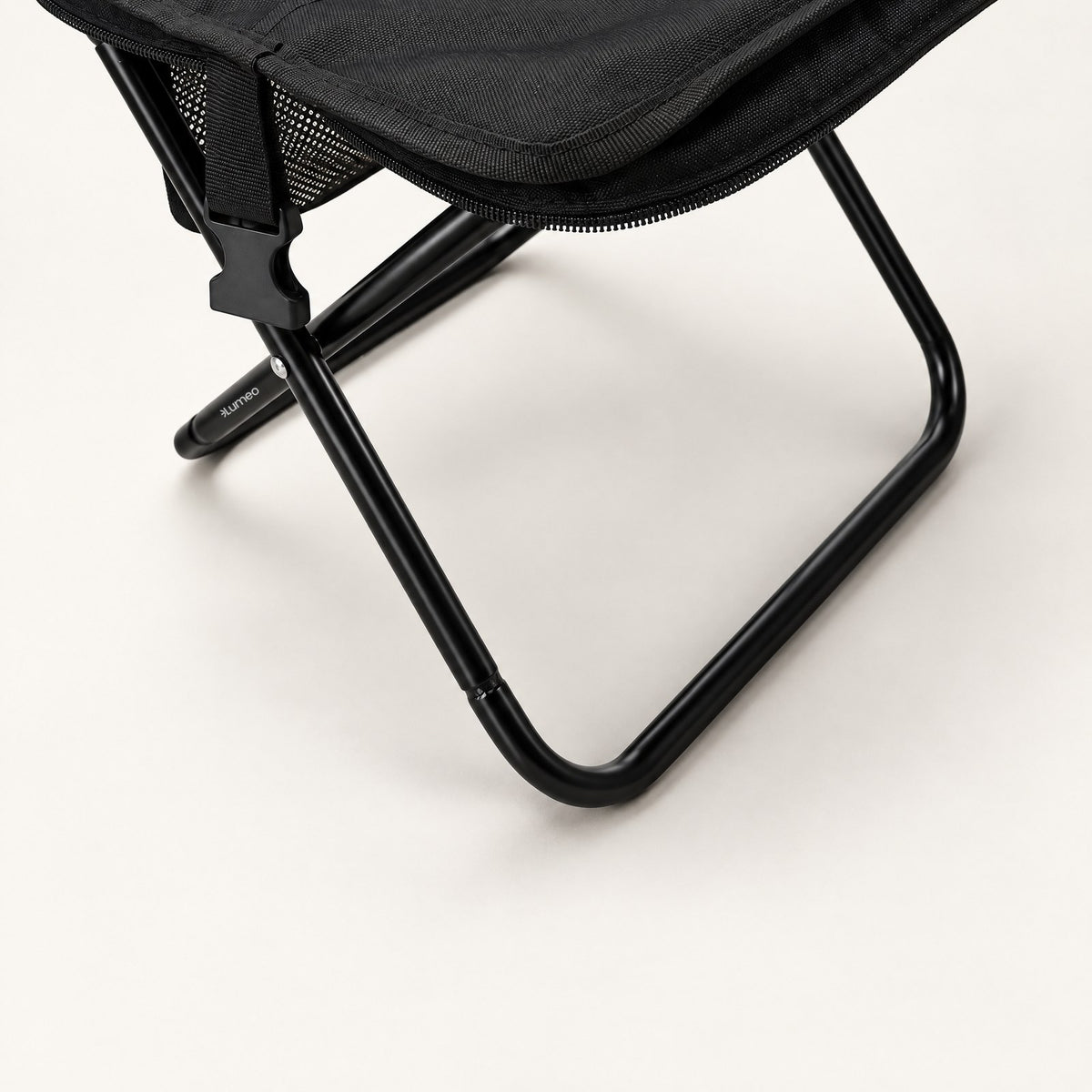 Lumeo Sling Stool